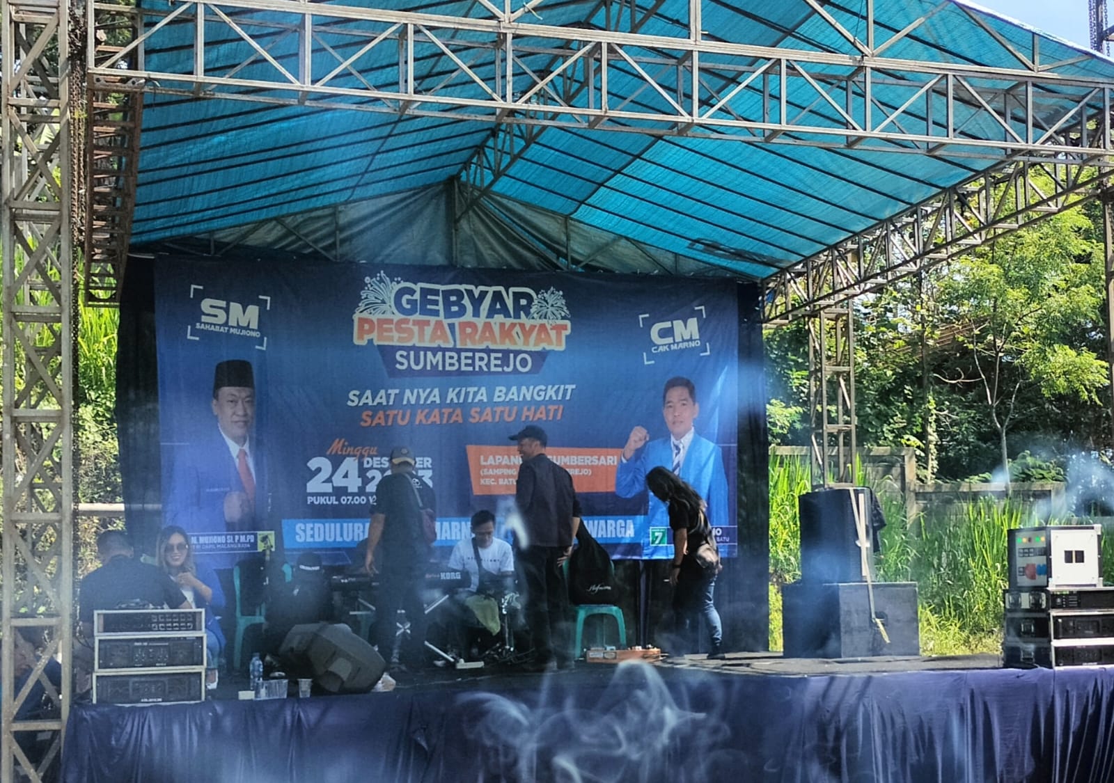 Foto gebyar pesta rakyat berlangsung