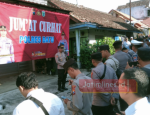 Program “Jum’at Curhat” Polres Batu  Banjir Apresiasi Dari Warga Desa Pendem