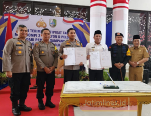Bupati Sampang Hibahkan Tanah ke Polri