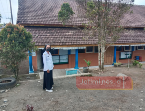 Musim Hujan, Atap Gedung SDN 2 Tamansari Mengkhawatirkan