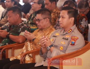 Kapolres Kediri Hadiri Penyerahan Sertifikat Aset Pemkab Kediri, BMN dan Wakaf Tanah Menteri Agraria