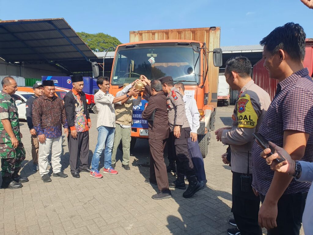 KPU Resmi Distribusikan Surat Suara.