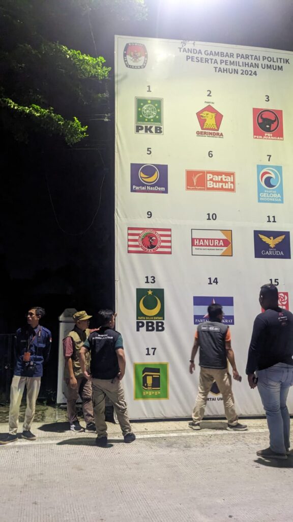 Masa Tenang APK Pemilu 2024 Masih Bertebaran di Trenggalek