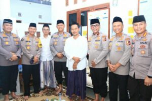 Gus Baha Apresiasi Polri Wujudkan Pemilu Aman dan Damai, Minta Masyarakat Terus Jaga Kerukunan