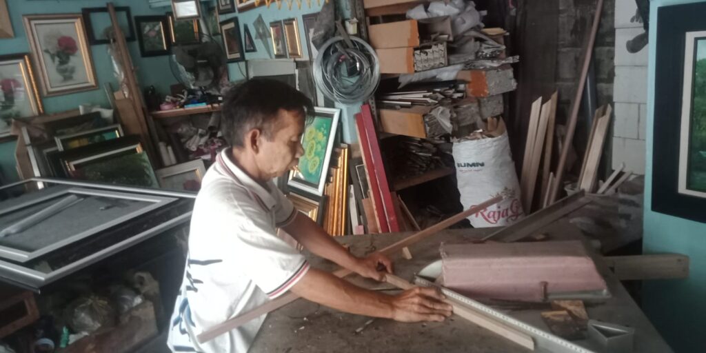 Usaha Bingkai Suwarno, Jadi Jujugan Pelukis Terkenal