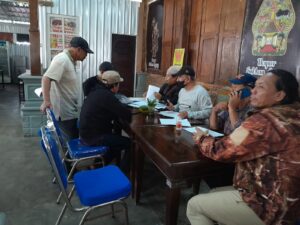 Relawan Wong mBatu, Komitmen Dukung Pemimpin Yang Merakyat, Siapa Mereka ???