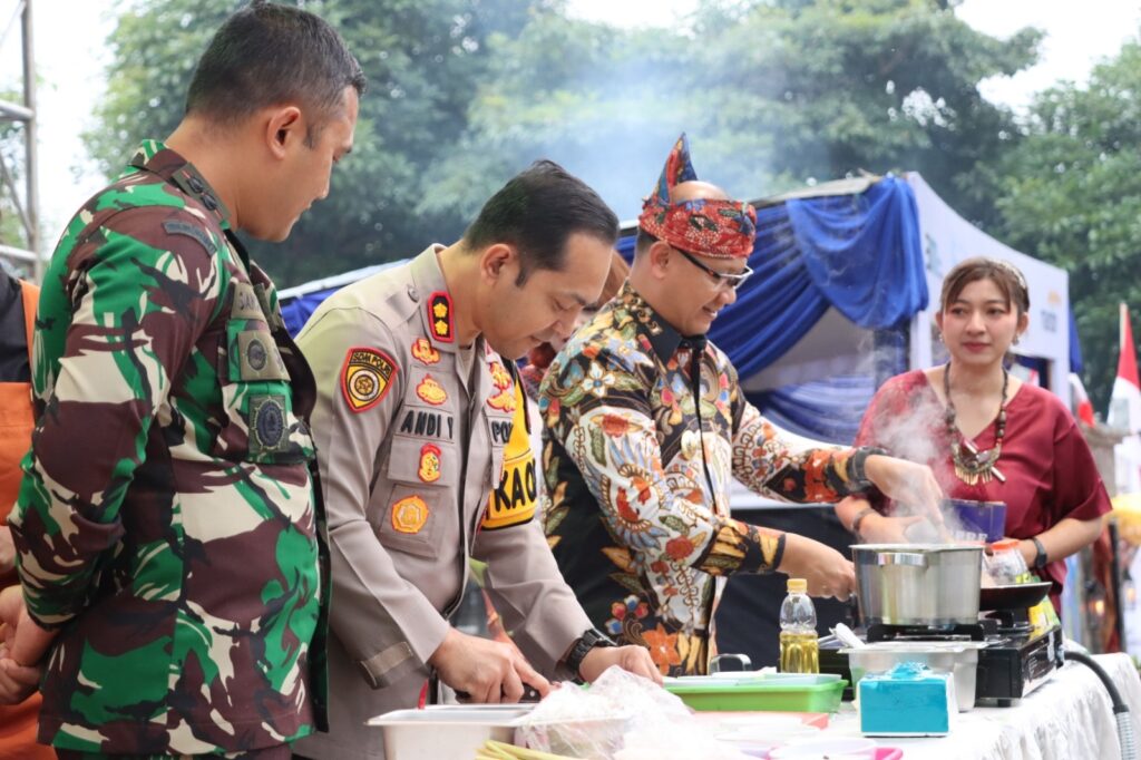 Kapolres Batu Hadiri BSFF, Ajang Promosi Kuliner Kreatif di Kota Batu