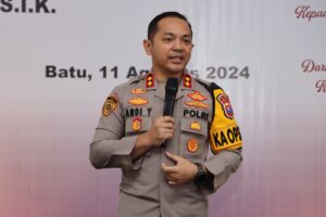 Polres Batu Adakan Upacara Sertijab Perwira