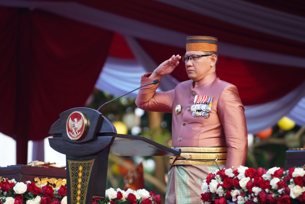 Upacara Penurunan Bendera Merah Putih Bermakna ‘Nusantara Baru Indonesia Maju’
