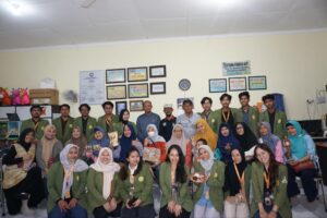 Bangkitkan UMKM Mahasiswa UPN Veteran Jawa Timur menyelenggarakan Pendampingan dan Sosialisasi Fotografi Produk