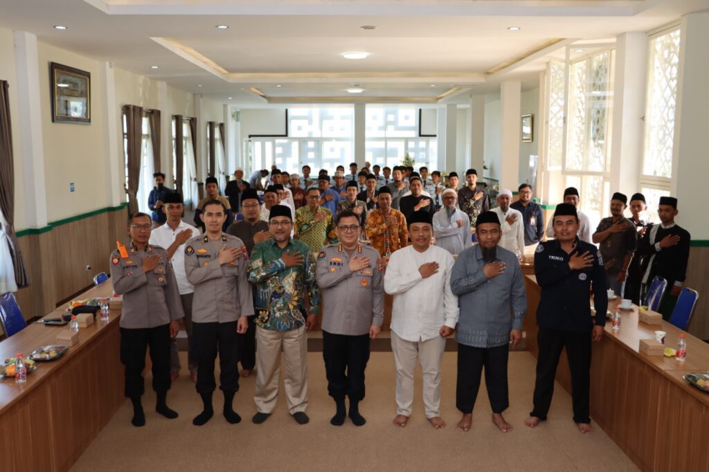 Divisi Humas Polri Bersama Polres Batu Gelar Silaturahmi Kamtibmas untuk Lawan Radikalisme