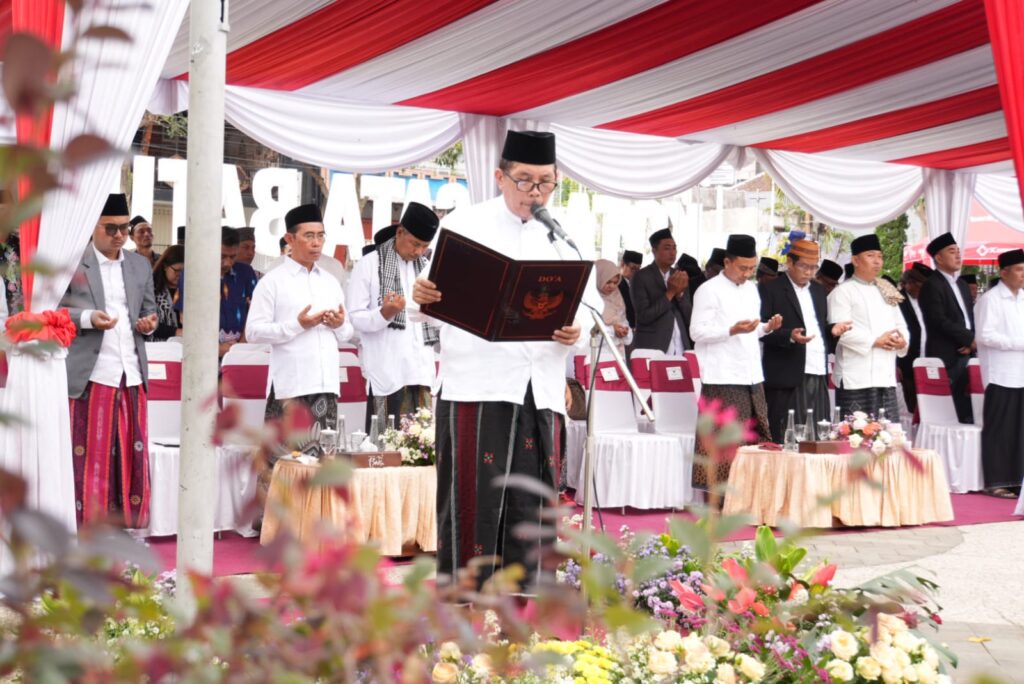 Apel Hari Santri Nasional 2024, di Halaman Balai Kota Among Tani Pemkot Batu