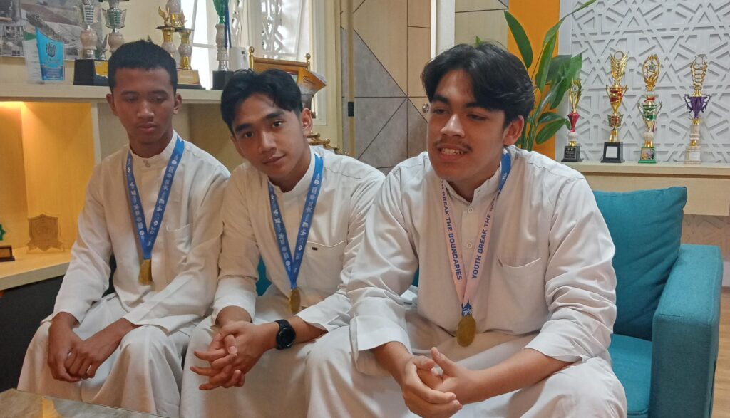 Berjaya di Kancah Internasional, Thursina Borong Medali Emas