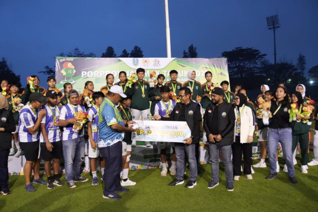 Stadion Brantas Membara: Kota Batu Ukir Sejarah Emas Sepak Bola Putri Porprov IX Jatim 2025