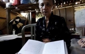 Senari: Penjaga Terakhir Lontar Yusuf dari Kemiren