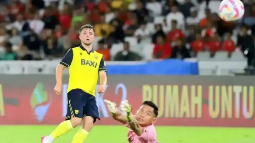 Insiden Lampu Padam, Oxford United Unggul 2-0 atas Arema FC