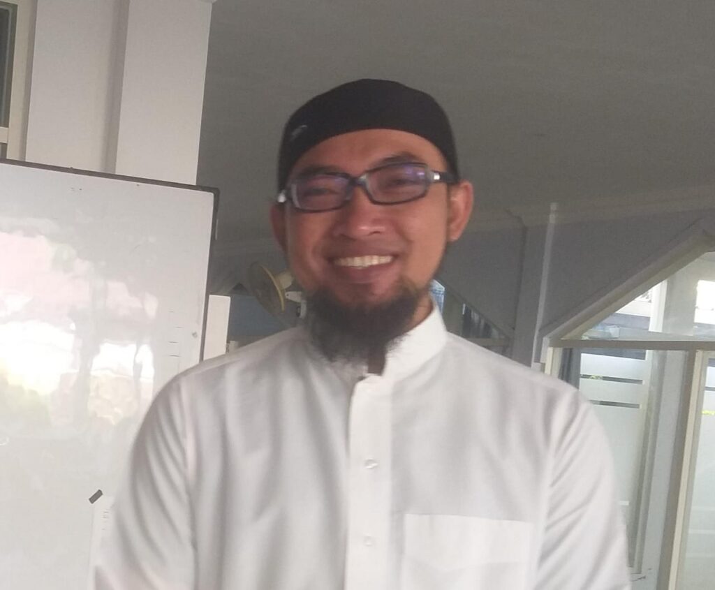 Bekal Perjalanan Menuju Allah: Ustadz Bayu Prastiyo Ingatkan Pentingnya Shalat Berjamaah di Masjid