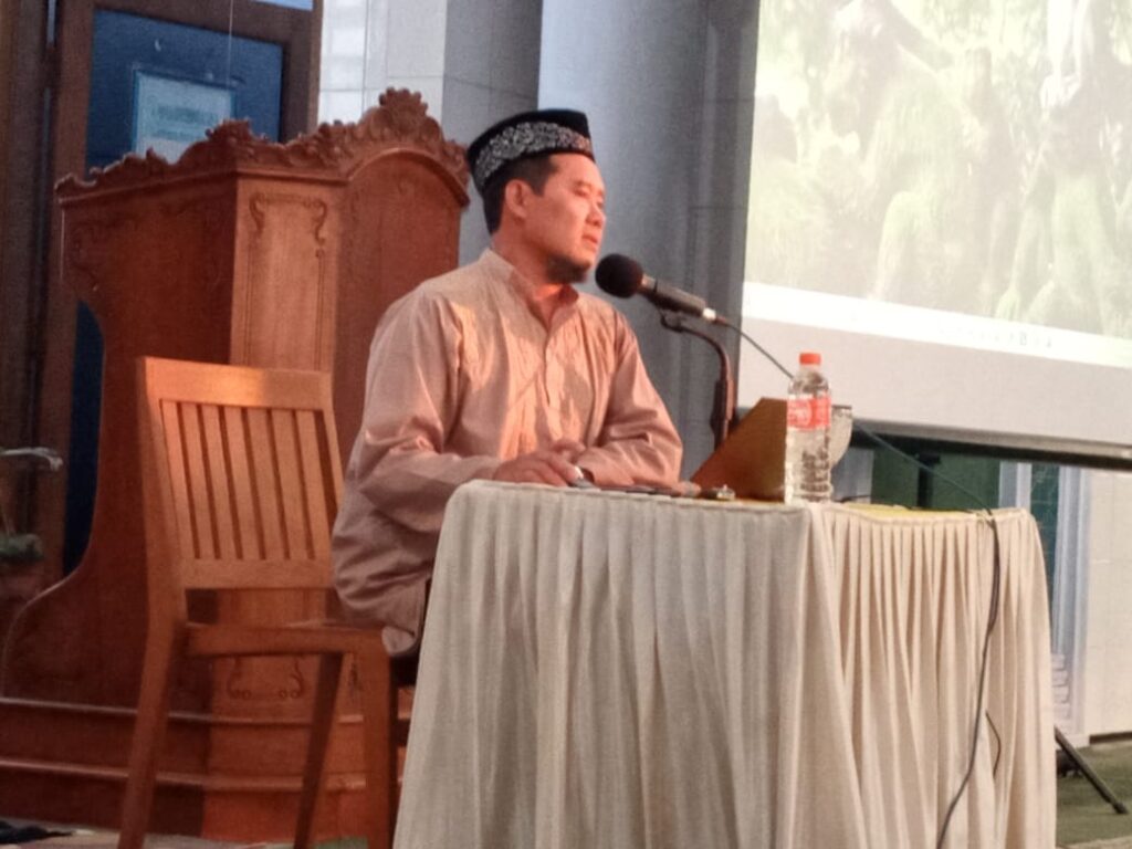 Prinsip Ekonomi Islam dan Peran Muhammadiyah: Kajian Ahad Pagi di Masjid Darul Arqom Pasuruan