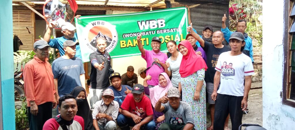 Semangat Gotong Royong Warga Dusun Lahor Sambut Agustusan