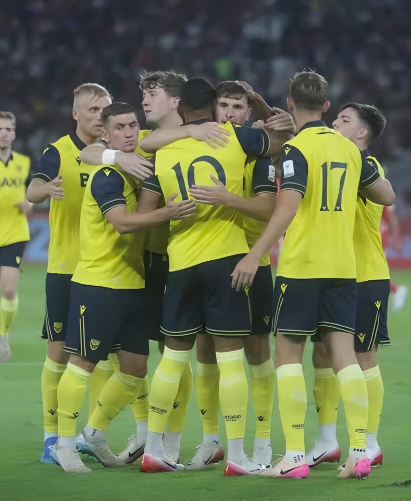 Oxford United Terpesona oleh Atmosfer Laga Pramusim di Indonesia