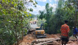 BPBD Sampang Pastikan Kualitas Jembatan Tambelangan dengan Pengerjaan Sesuai RAB