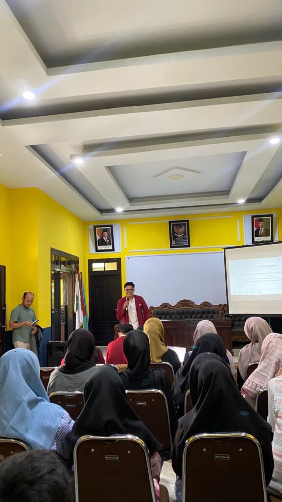 Mahasiswa UMM Edukasi Remaja soal Kesiapan Mental Pernikahan Usia Dini