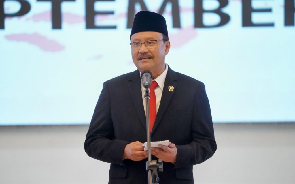 Kementerian Sosial Jamin Proses Pengadaan Laptop dan Seragam Siswa Transparan