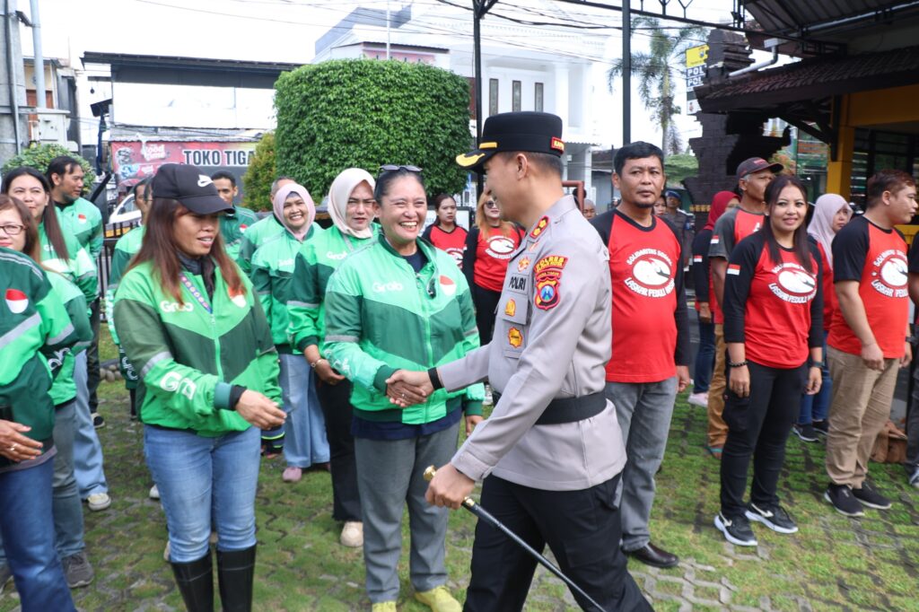 Polres Blitar Kota Gelar Apel Sabuk Kamtibmas.