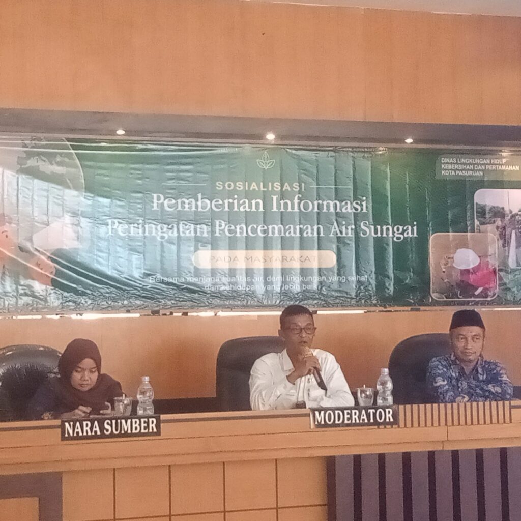 Menjaga Nadi Kota: Sinergi DLHKP Pasuruan dan Warga Kendalikan Pencemaran Air Sungai