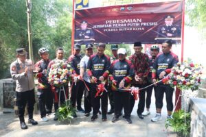 Jembatan Merah Putih Presisi di Udanawu Resmi Beroperasi