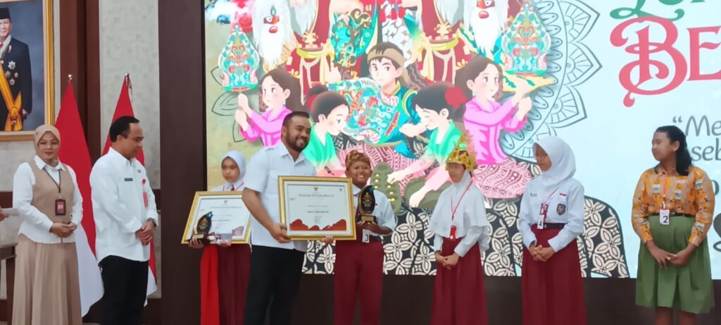 Terus Berlaju Tanpa Henti “ESSIGA” Juara II Bertutur Tingkat Kota