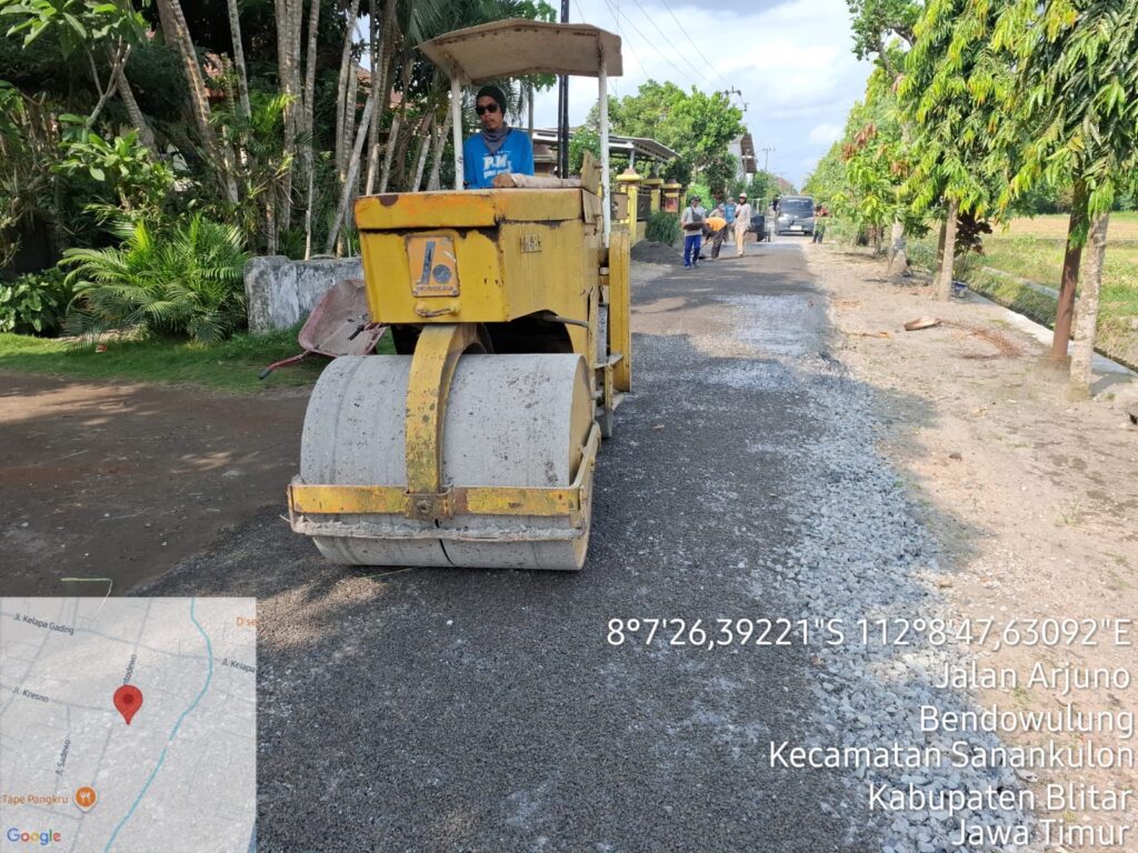 Di Tengah Efisiensi Anggaran, Desa Bendowulung Mampu Dan Bisa Membangun Infrastruktur Jalan.