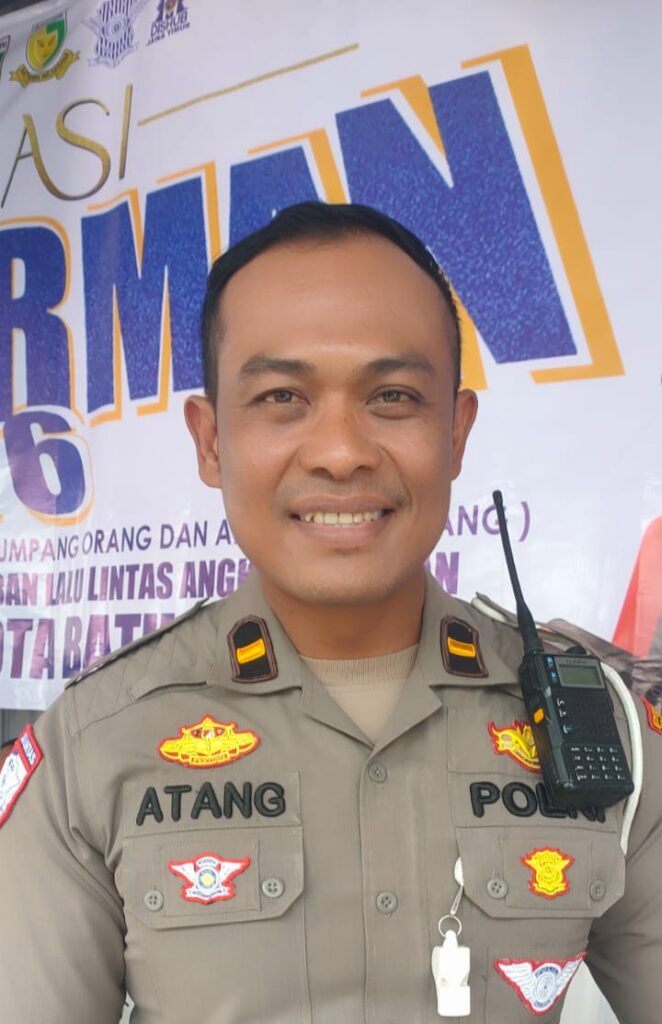 Cegah Laka Lantas, Satlantas Polres Batu Gelar Ops Gabungan dan Sosialisasi ke Sekolah