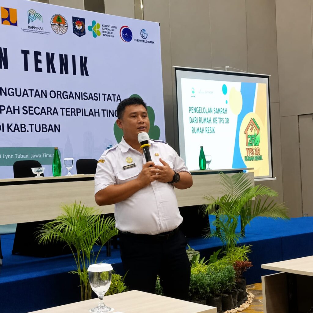 “Anto Sampah”: Olah 28 Ton Sampah Per Hari, Bawa Berkah Ekonomi di Tuban