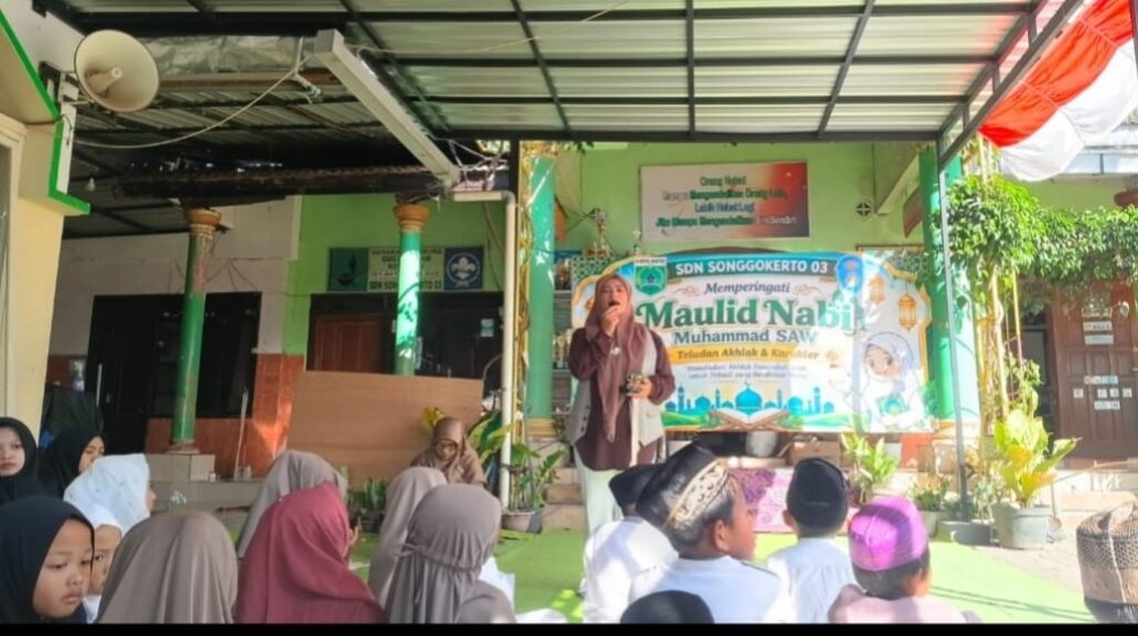 KREATIF TANPA KEGADUHAN! Dai Cilik dan Kuis Rp50.000, Warnai Maulid Nabi di SDN Songgokerto 03