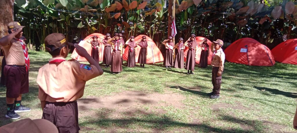 DI BAWAH LANGIT COBAN TALUN! Fancam SiMusa Bentuk Jiwa Pemimpin Siswa Sidomulyo 01
